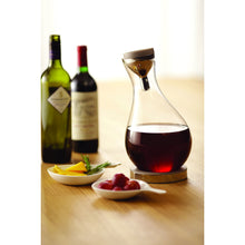 Load image into Gallery viewer, Hulu Wine Decanter
