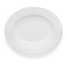 Load image into Gallery viewer, Eva Trio Legio Porcelain Oval Plate - White
